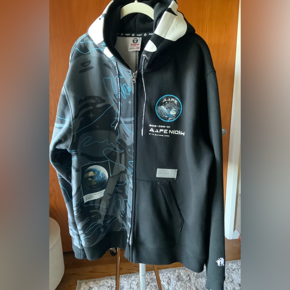 Aape by a Bathing Ape Universe Black and Blue Embossed Hoodie XXL